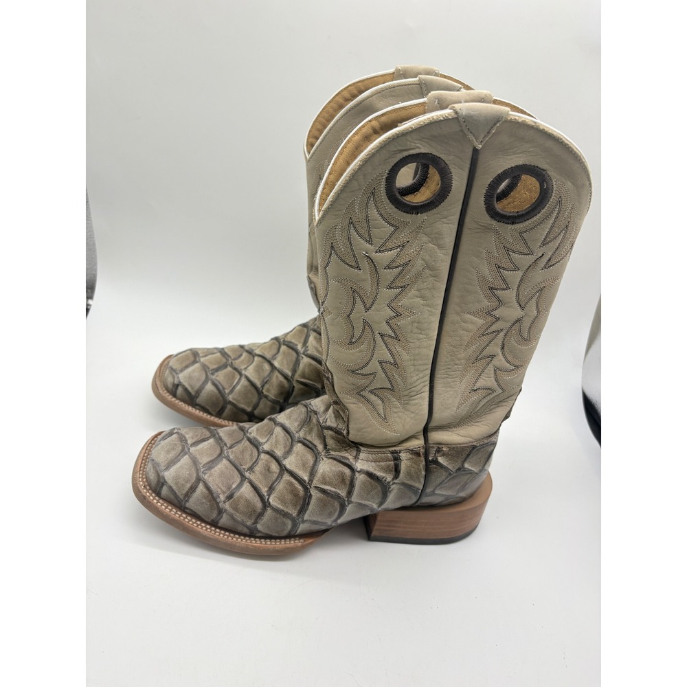 Cavenders Mens 8.5D Endurance Sand Pirarucu Fish Print Square Toe Western Boots